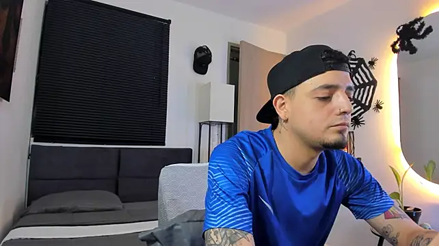 Онлайн чат XXX alejandro_calderon1