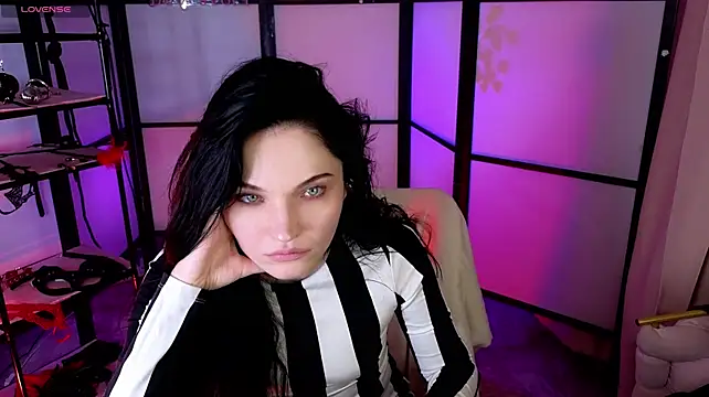 SharpSilence Live XXX Chat