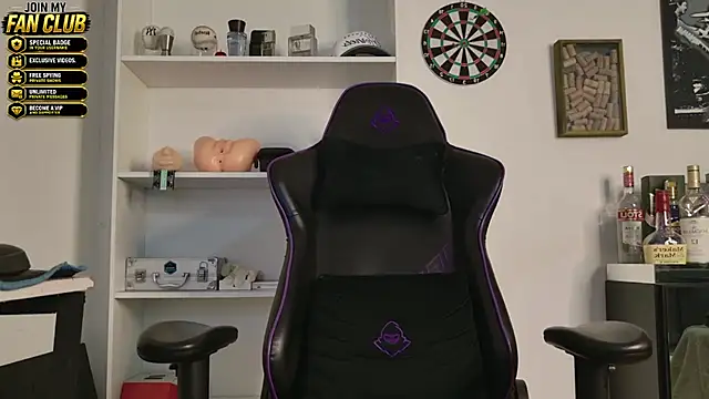 XXX chat uživo modela aaronlegend_