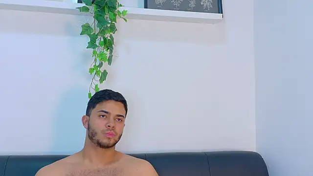 TylerWest_ Chat XXX live