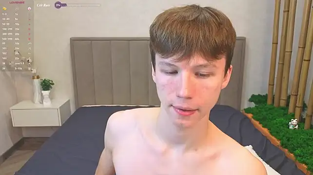 cuMte_boy élő XXX-chatje