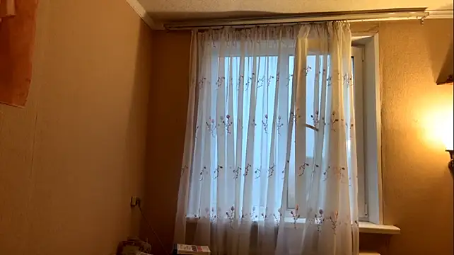 צ'אט XXX בשידור חי של ReathaStebner