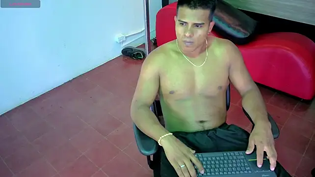 Hunter_master – Naživo XXX chat