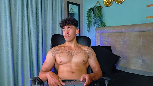 daniel_biig Chat XXX live