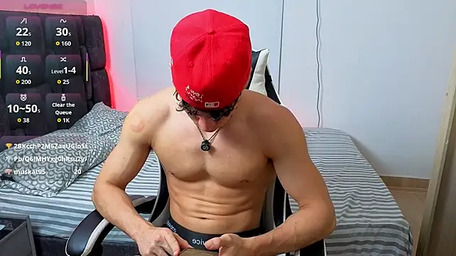 Luke_Muscle: απευθείας συνομιλία ΧΧΧ