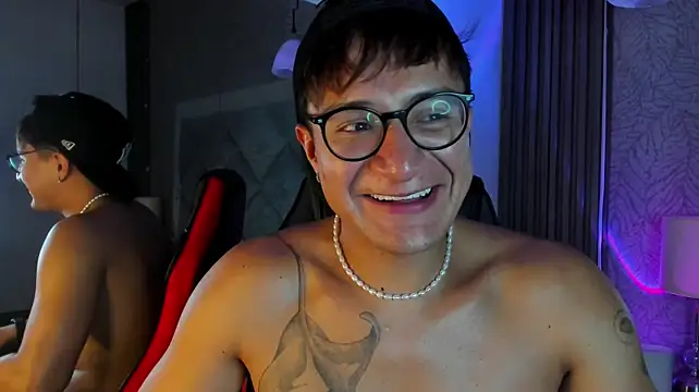 Hassbyd live XXX chat