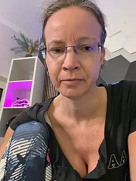 Онлайн чат XXX AnnikaRose