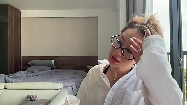 Chat +18 de AngelynFusi ao vivo