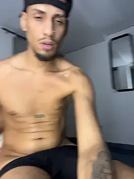 RitterBeyondLimits' Live XXX Chat