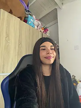 Milleradhara24 Chat XXX in diretta