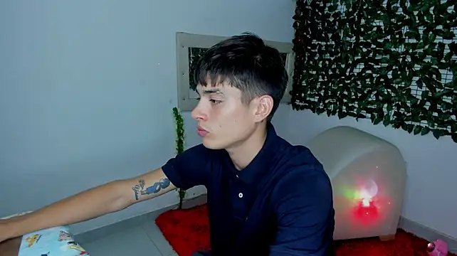 Chat XXX ao vivo de The_beby_guy