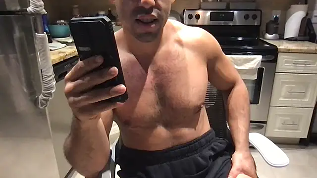 BigGuyMuscle Live XXX-chat
