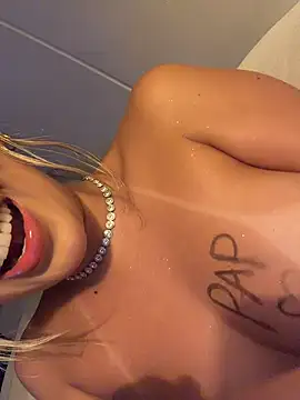 saliha_pinky_ – Naživo XXX chat
