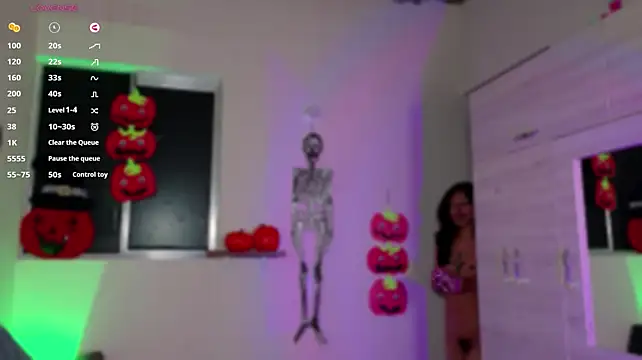 NanakoDollx – Naživo XXX chat