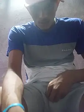 הופעת וובקאם של muruganlatino
