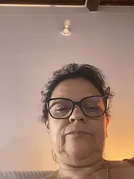 Sharongirl07 Adlı Modelin Canlı XXX Sohbeti