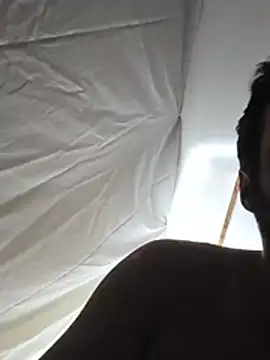 RoscoesWRLD Chat XXX in diretta
