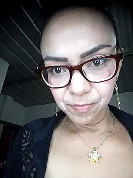 CrissDessire – Naživo XXX chat