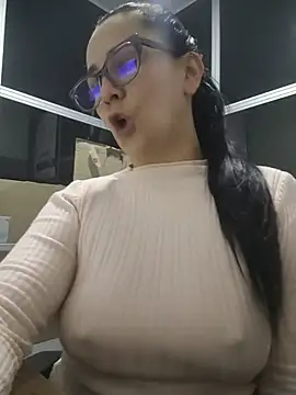 دردشة Sex_Annie الجنسية المباشرة