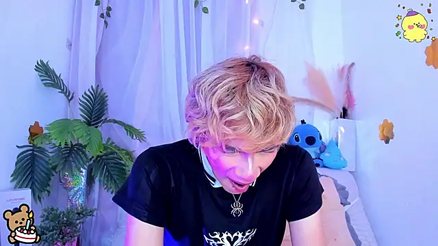 andrea17___ – Naživo XXX chat