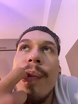 Niklas_Braunn_'s Live XXX Chat
