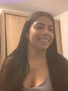 Laia_blanco – Naživo XXX chat