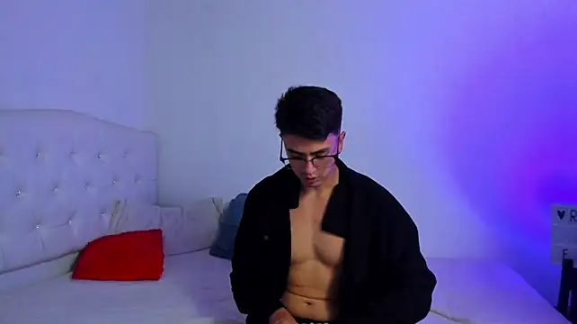 Caramelo_Bryan – Live XXX-chat