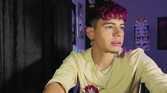 Chat XXX Live MikeyKuro