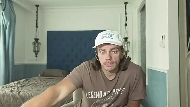 Marrymeplz Webcam-Show