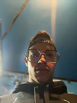 Chat XXX en directo de Andres_boy252