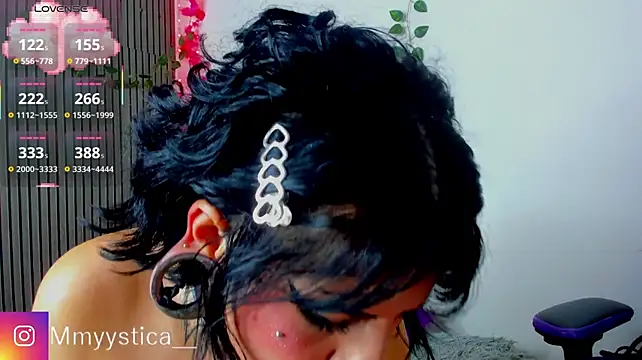 Rainnbow_'s Live XXX Chat