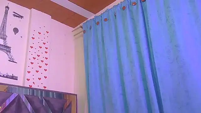 XXX chat uživo modela tinny_emiily