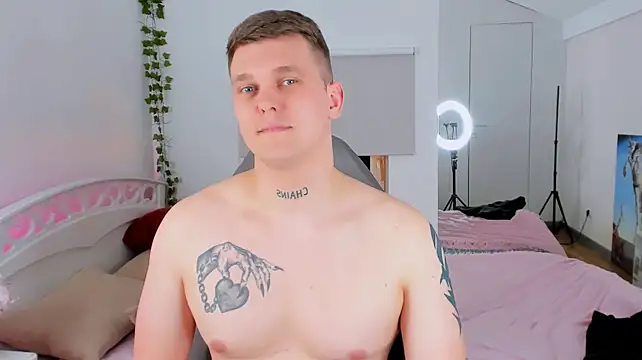 HotVanee Live XXX Chat