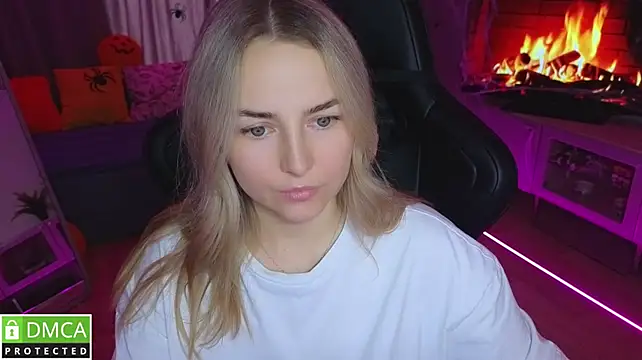 Chat XXX en directo de Mira_Mermayd