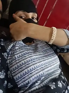 SeemlyPose Live XXX Chat