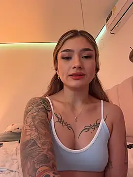 Ariannaa_1 Adlı Modelin Canlı XXX Sohbeti