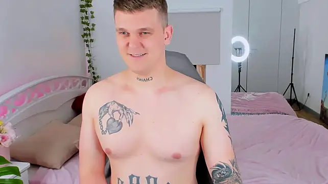 Онлайн чат XXX HotVanee