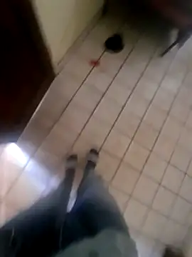 הופעת וובקאם של Ngibatshiwe