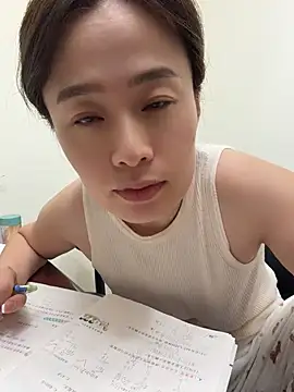 saozi666 网络视讯表演
