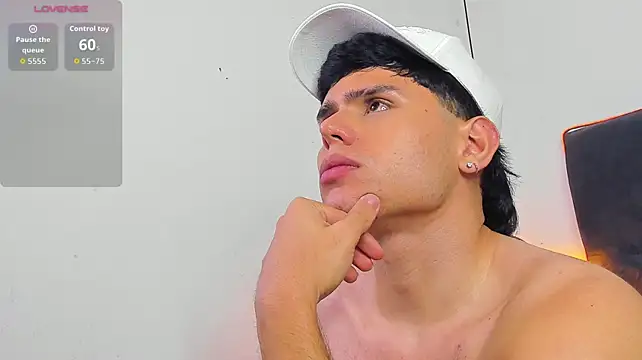 צ'אט XXX בשידור חי של Nathaniel_Park