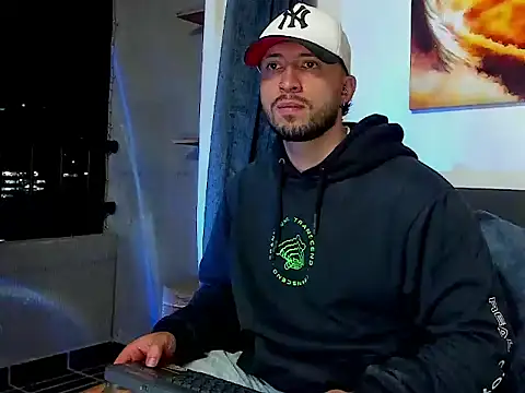 XXX chat uživo modela Dave_Max93