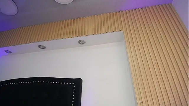 1Sloppy_Fox4's Live XXX Chat