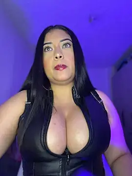 Sembang XXX Secara Langsung cami_ortiz__