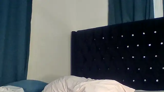 Živý XXX chat Thicky_Curry_