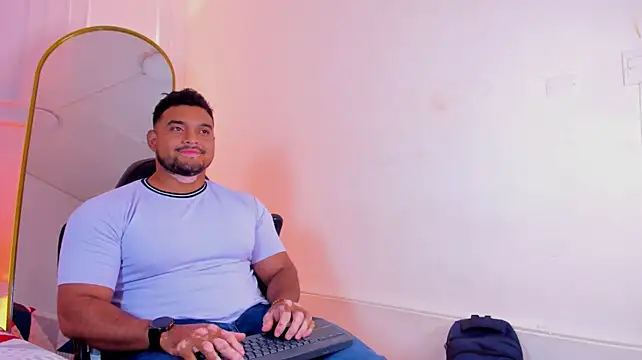 Chat XXX ao vivo de liam_bear