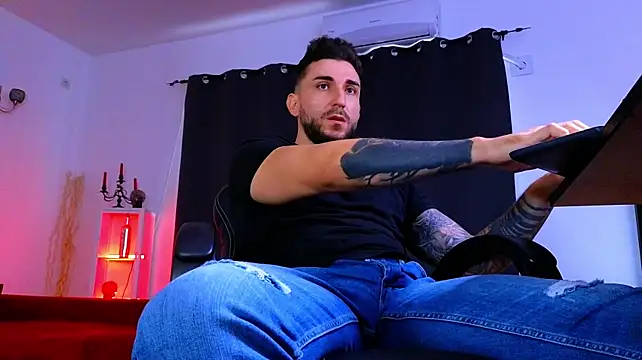Chat XXX Live MightyAaron66