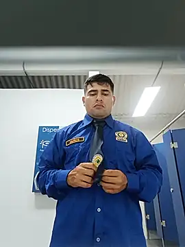 papi_semental élő XXX-chatje