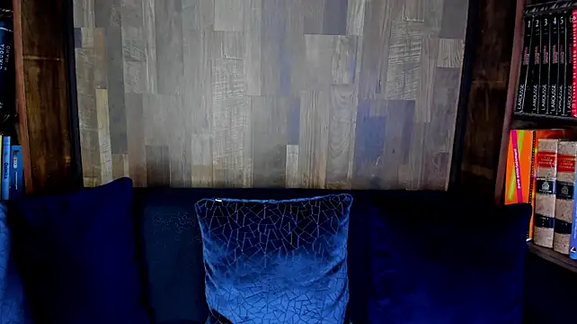 MikeEstevess – Naživo XXX chat