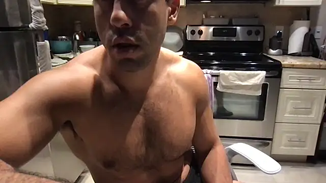 Chat XXX en directo de BigGuyMuscle