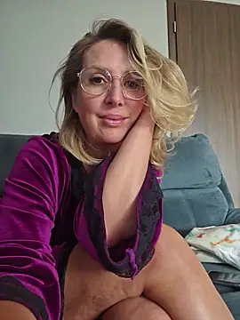 XXX chat uživo modela MariaRichi_